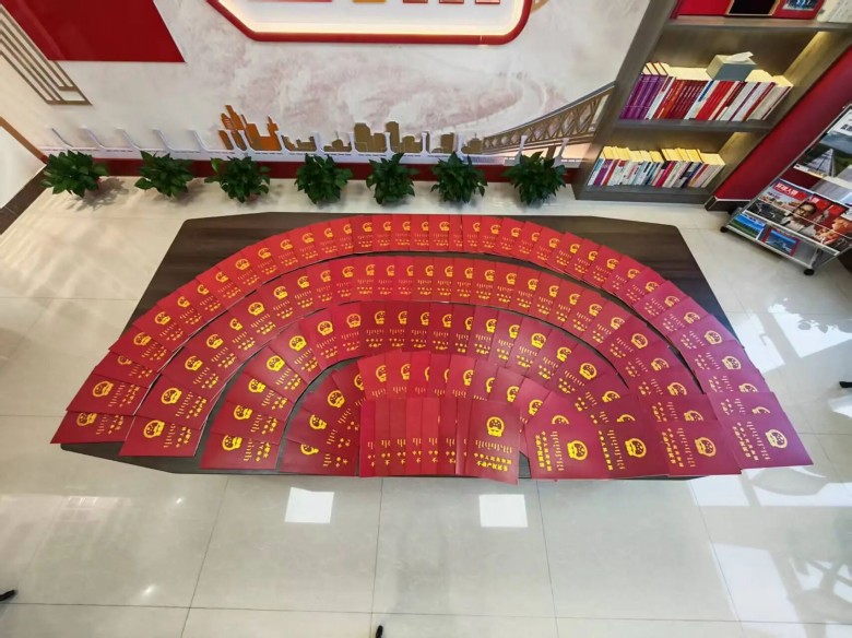 女人与公狍交酡女免费