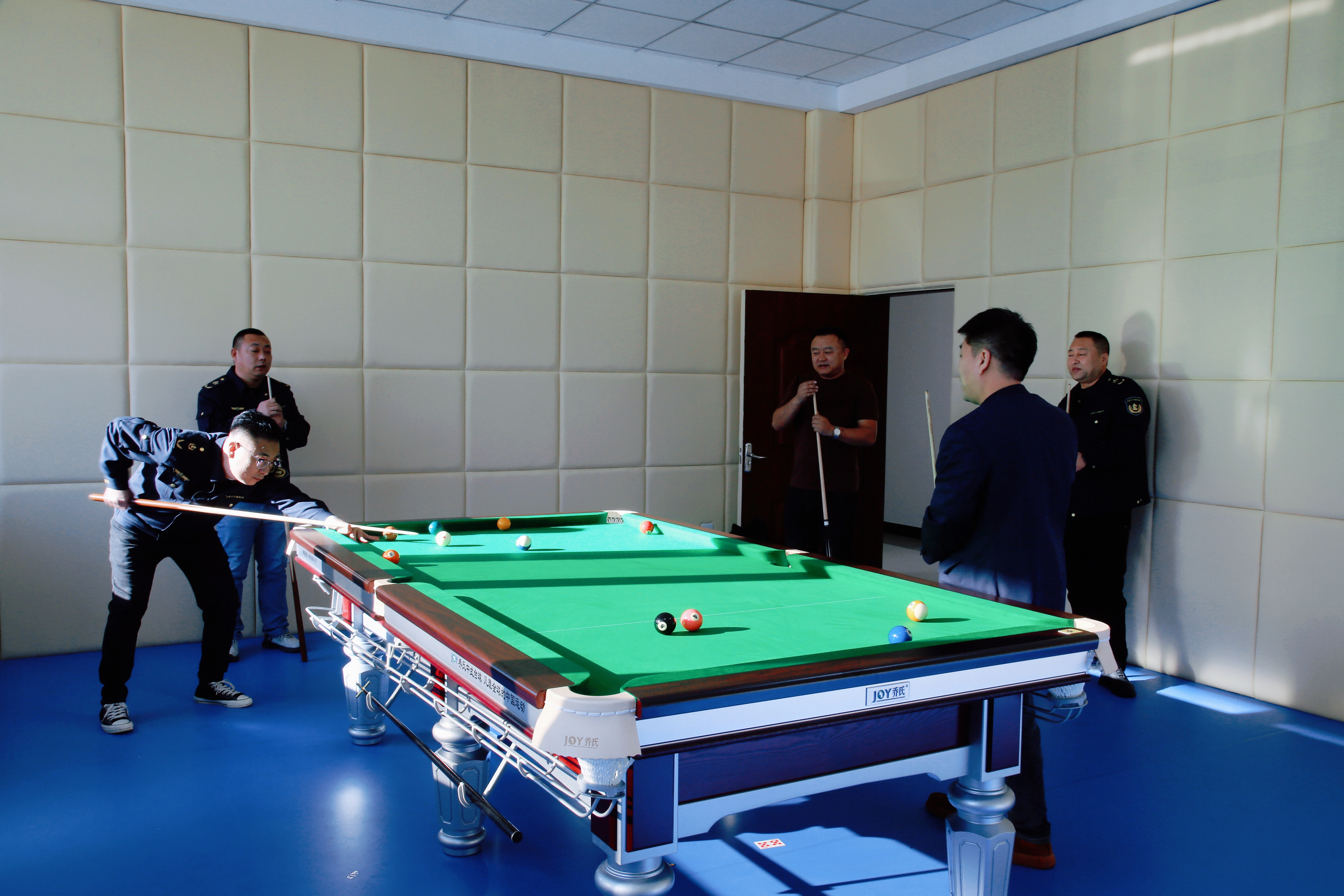 女人与公狍交酡女免费