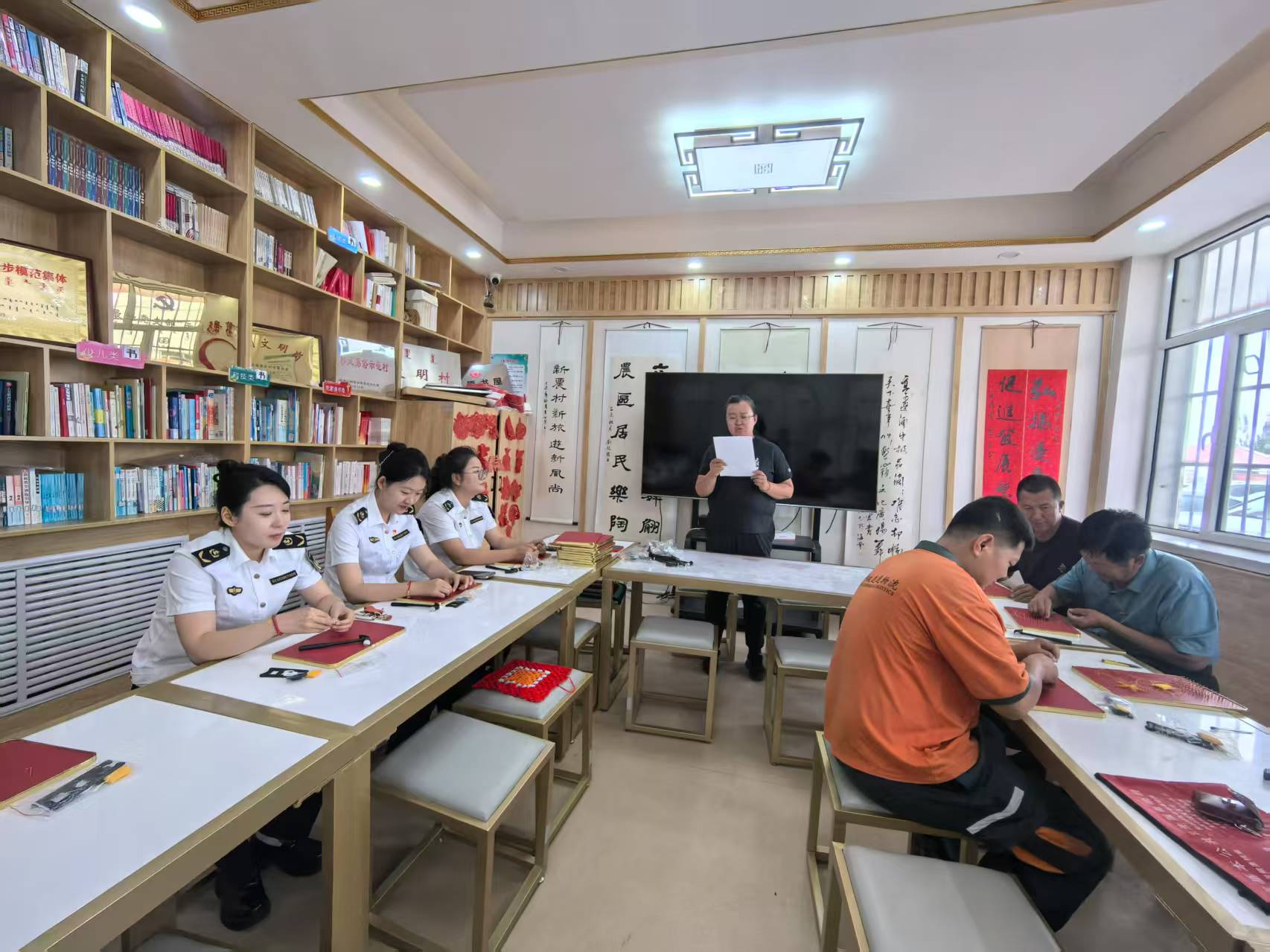 女人与公狍交酡女免费