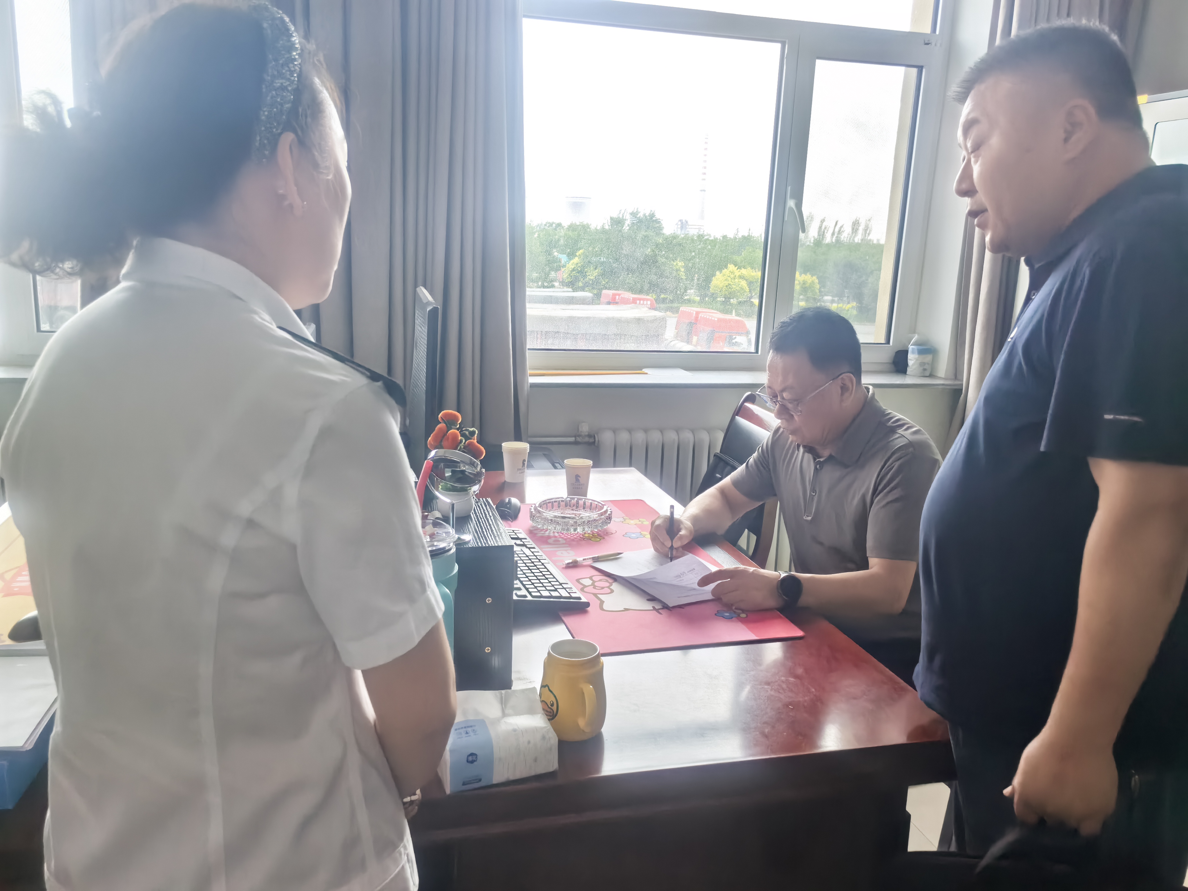 女人与公狍交酡女免费