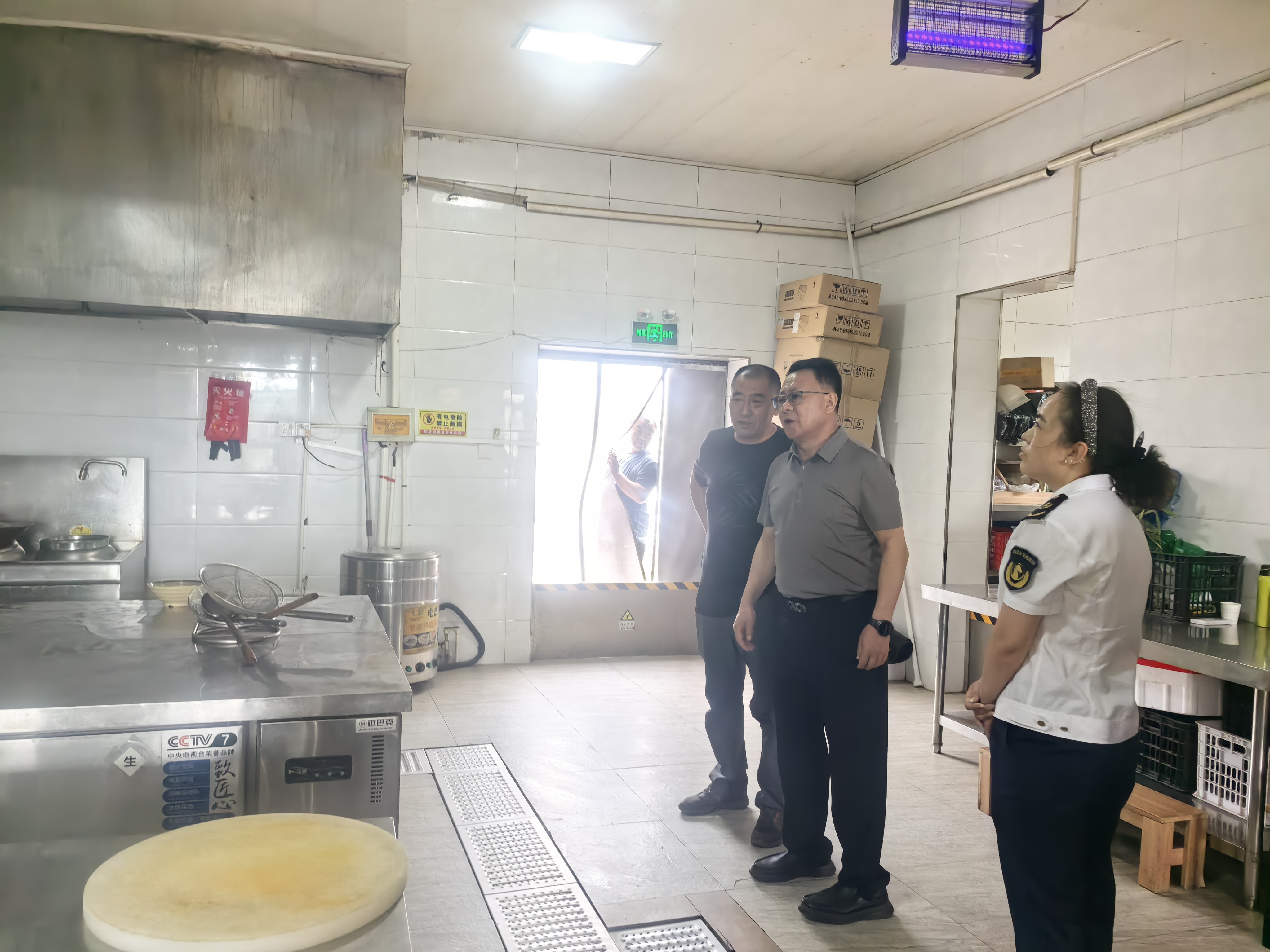 女人与公狍交酡女免费