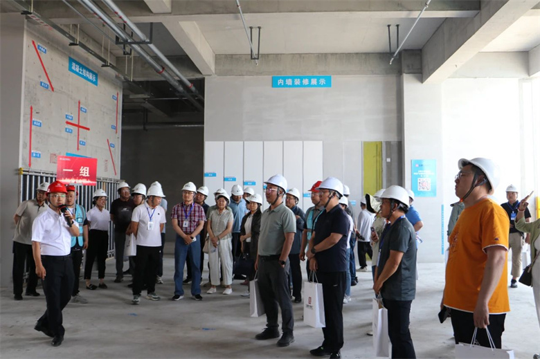 女人与公狍交酡女免费