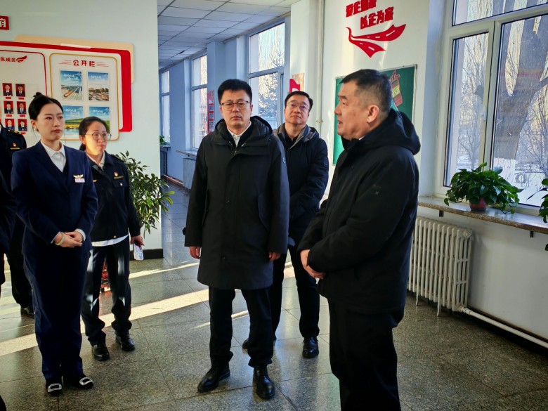 女人与公狍交酡女免费