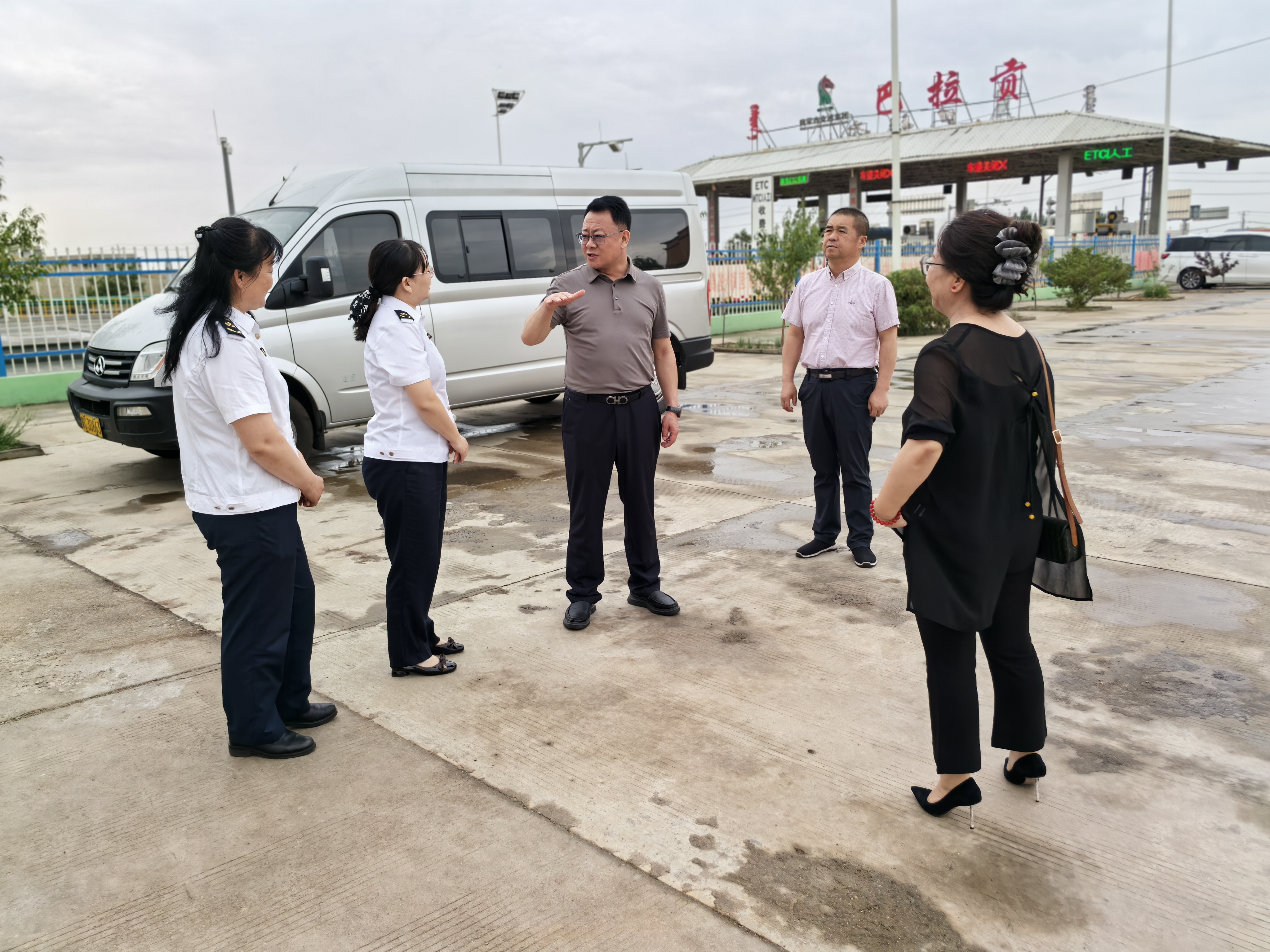 女人与公狍交酡女免费