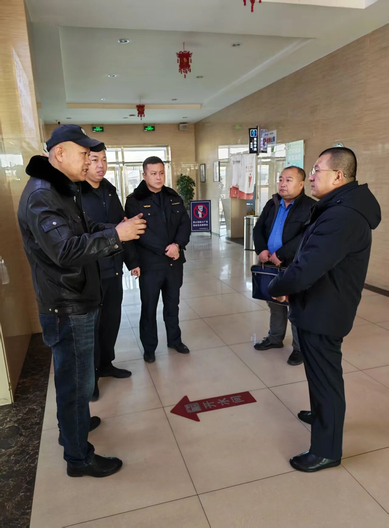 女人与公狍交酡女免费