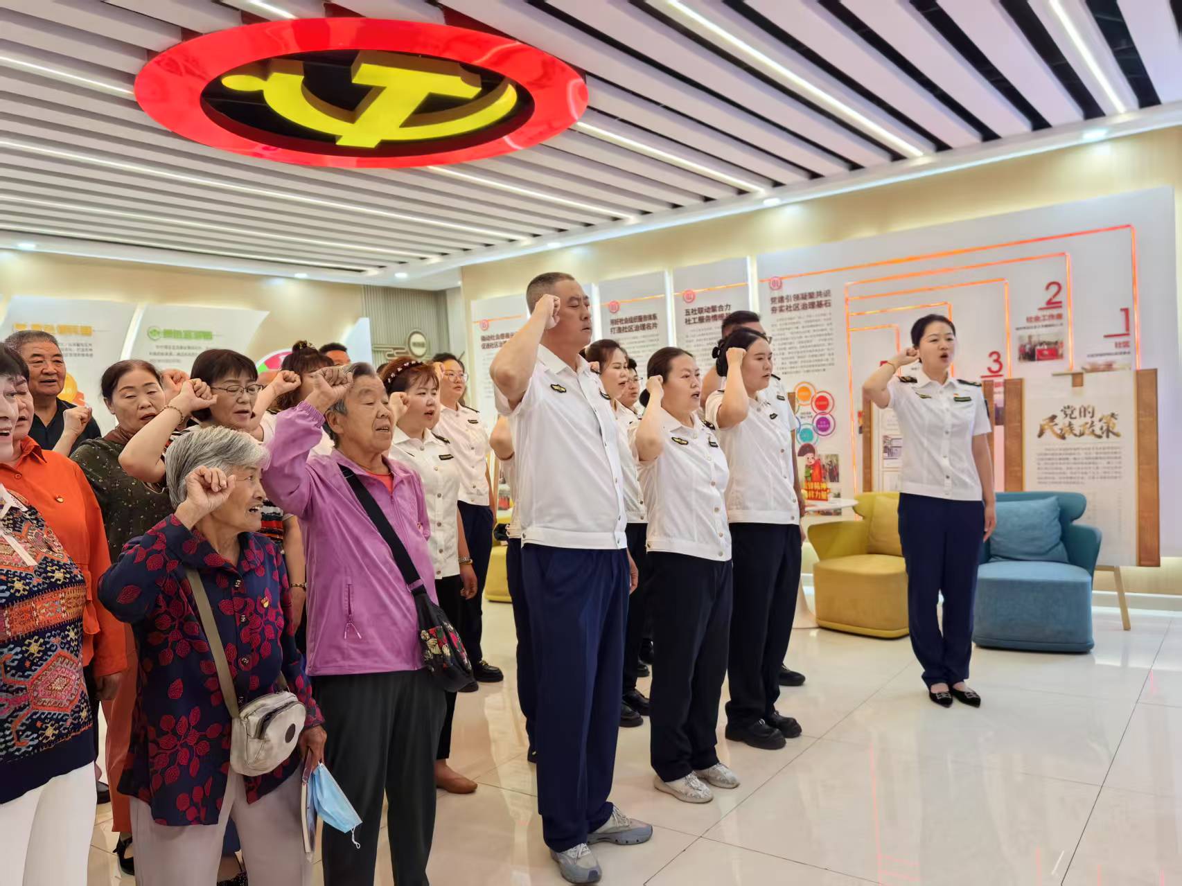 女人与公狍交酡女免费