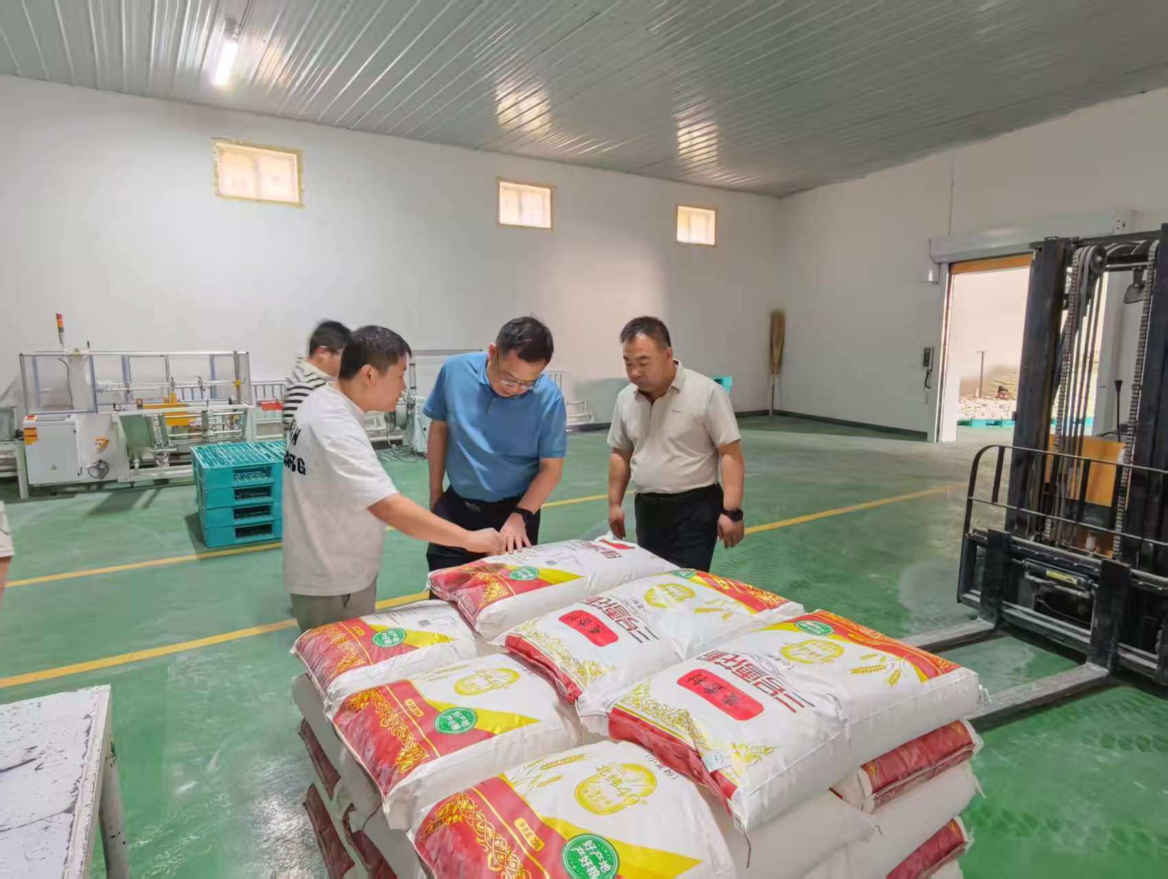 女人与公狍交酡女免费