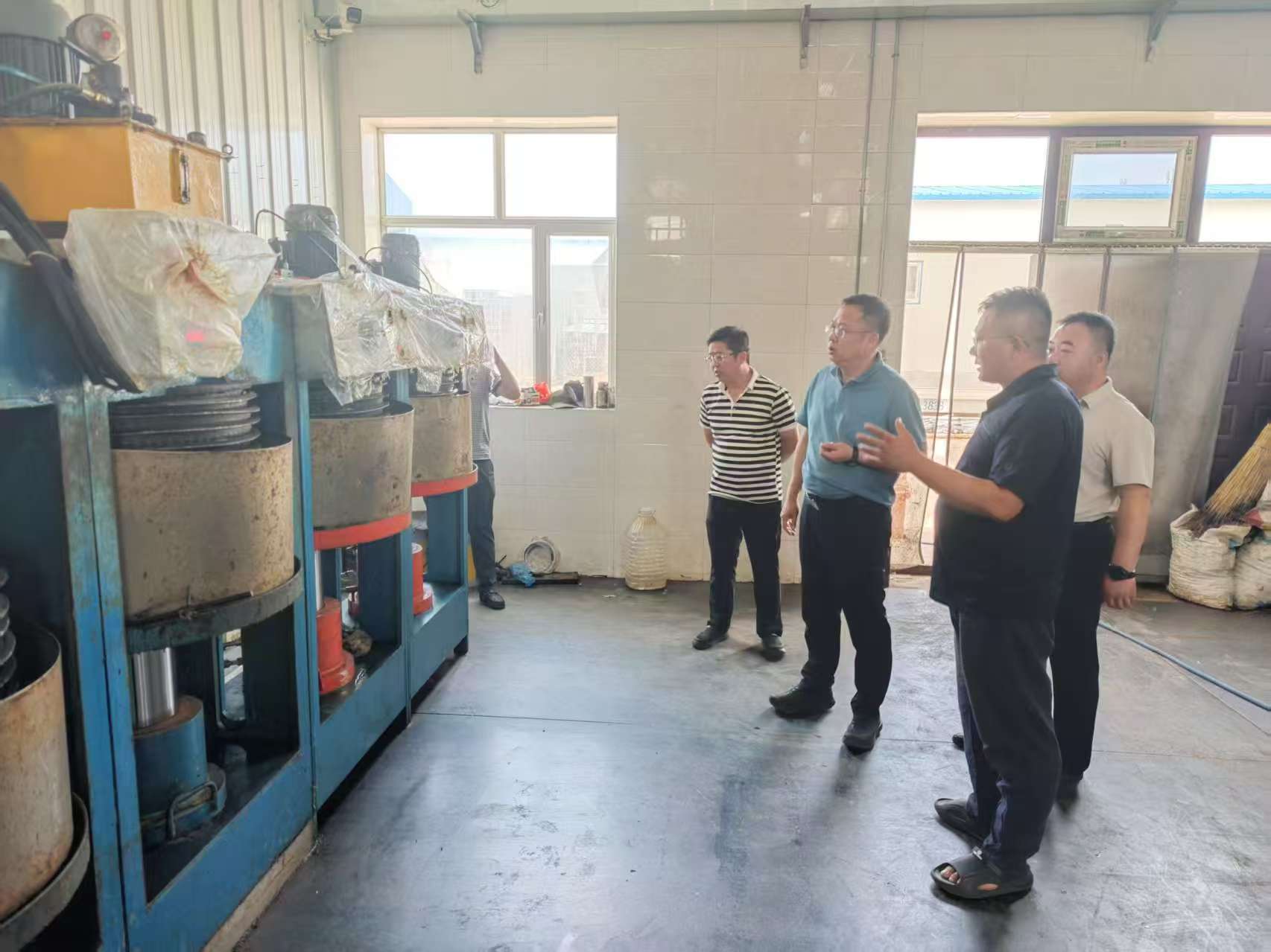 女人与公狍交酡女免费