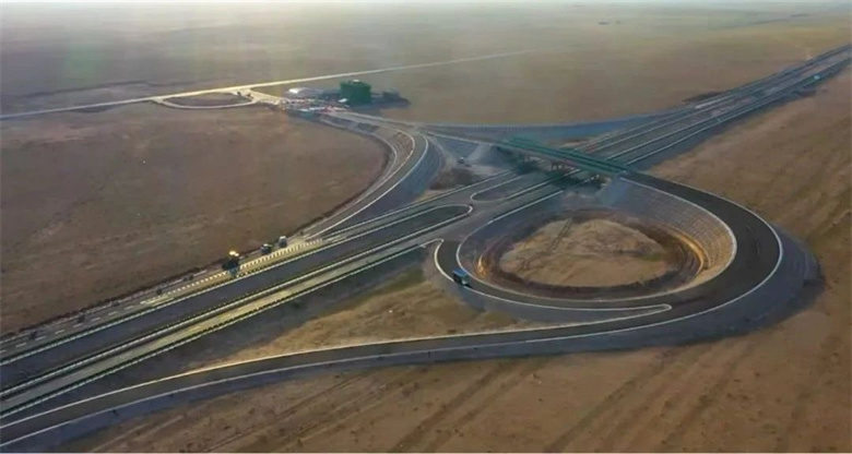 女人与公狍交酡女免费