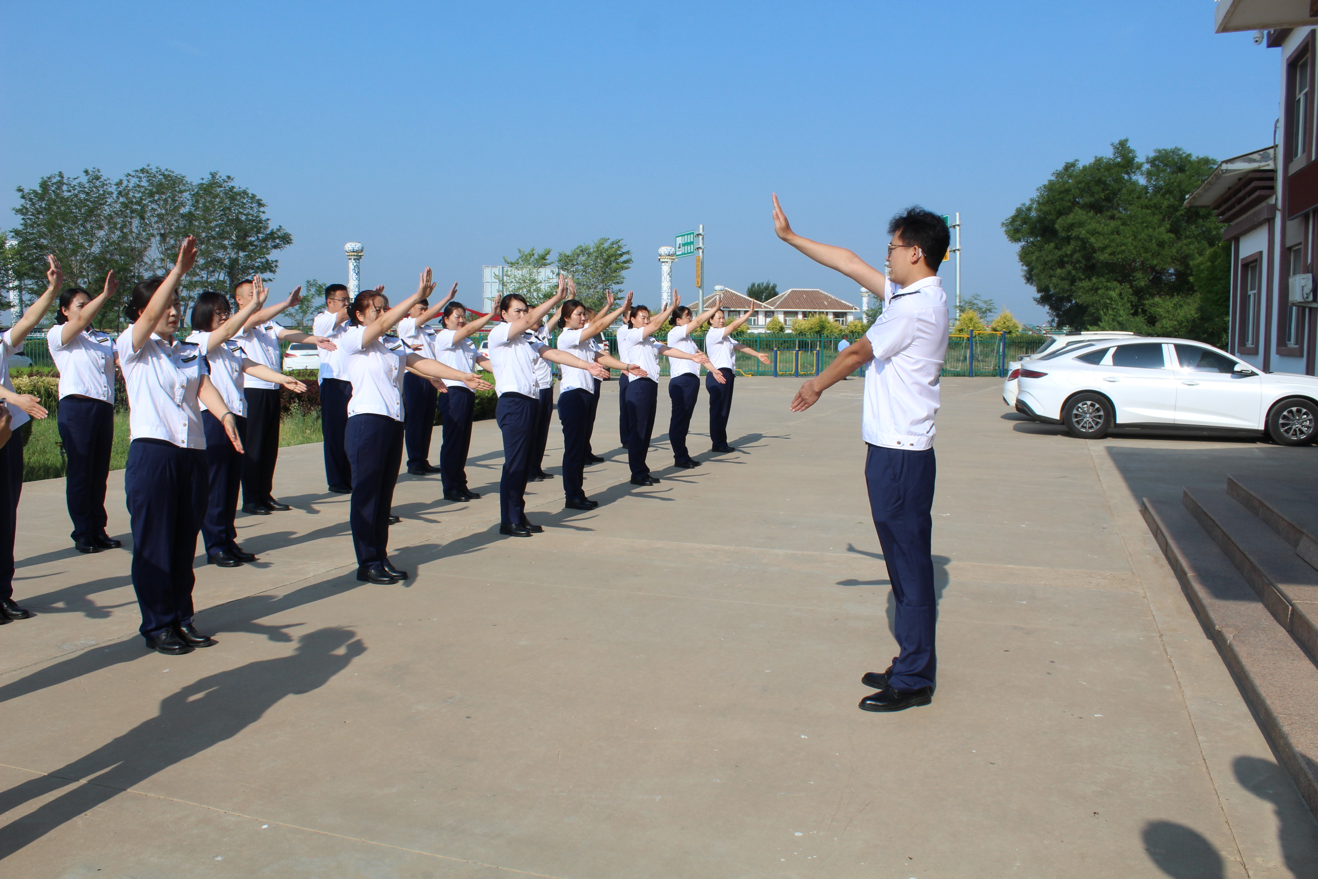 女人与公狍交酡女免费