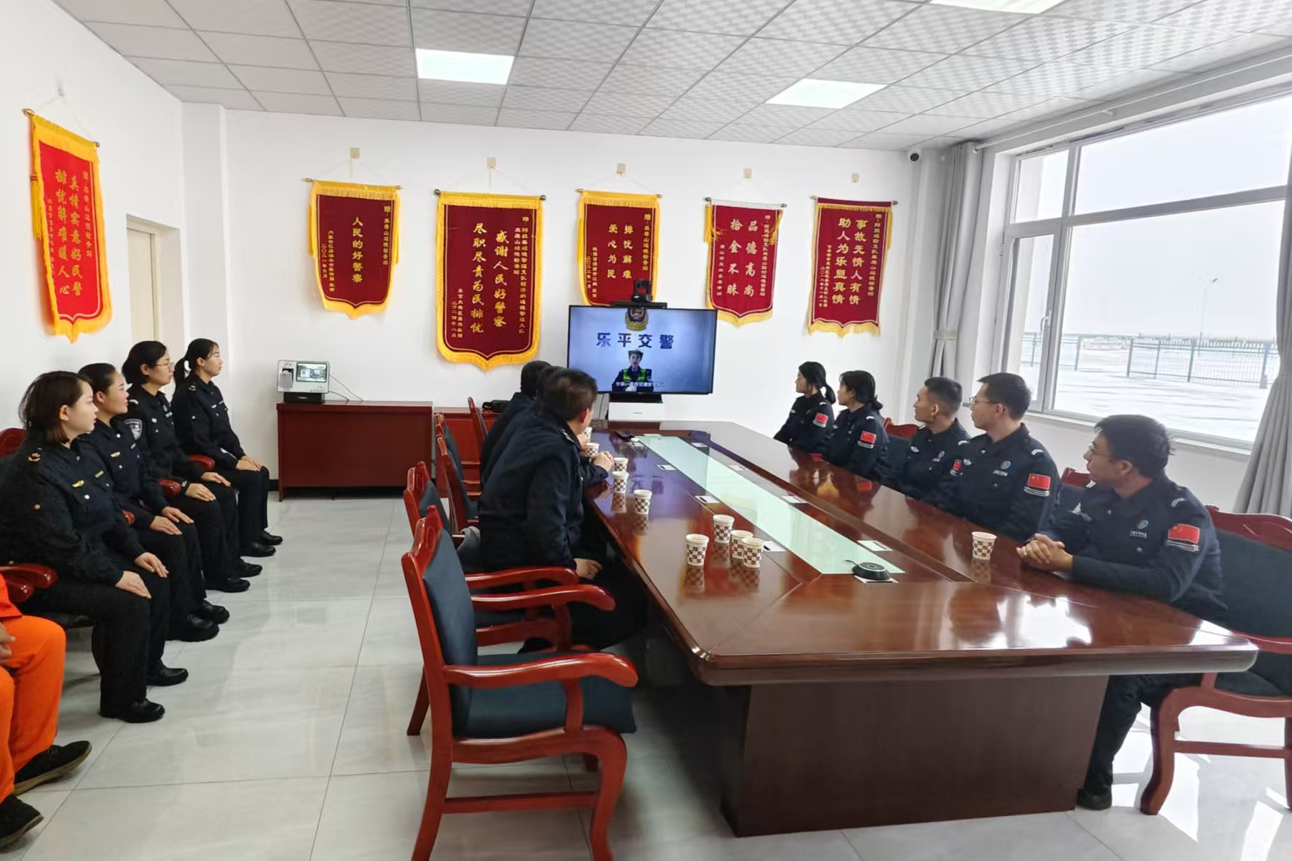 女人与公狍交酡女免费