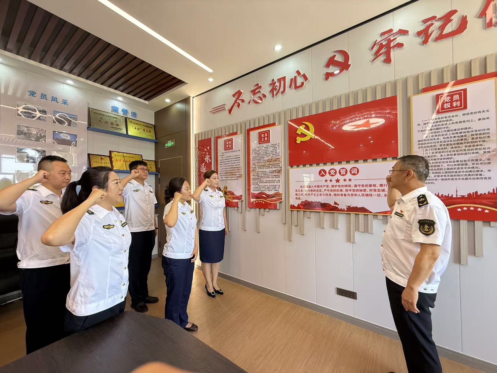 女人与公狍交酡女免费