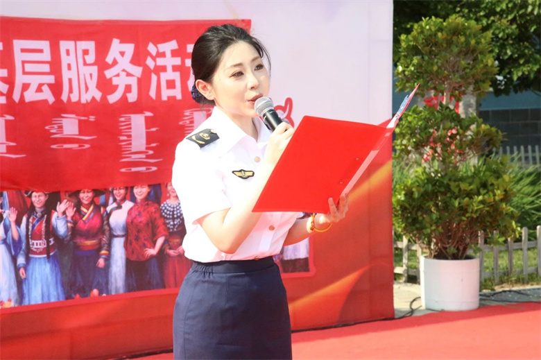 女人与公狍交酡女免费