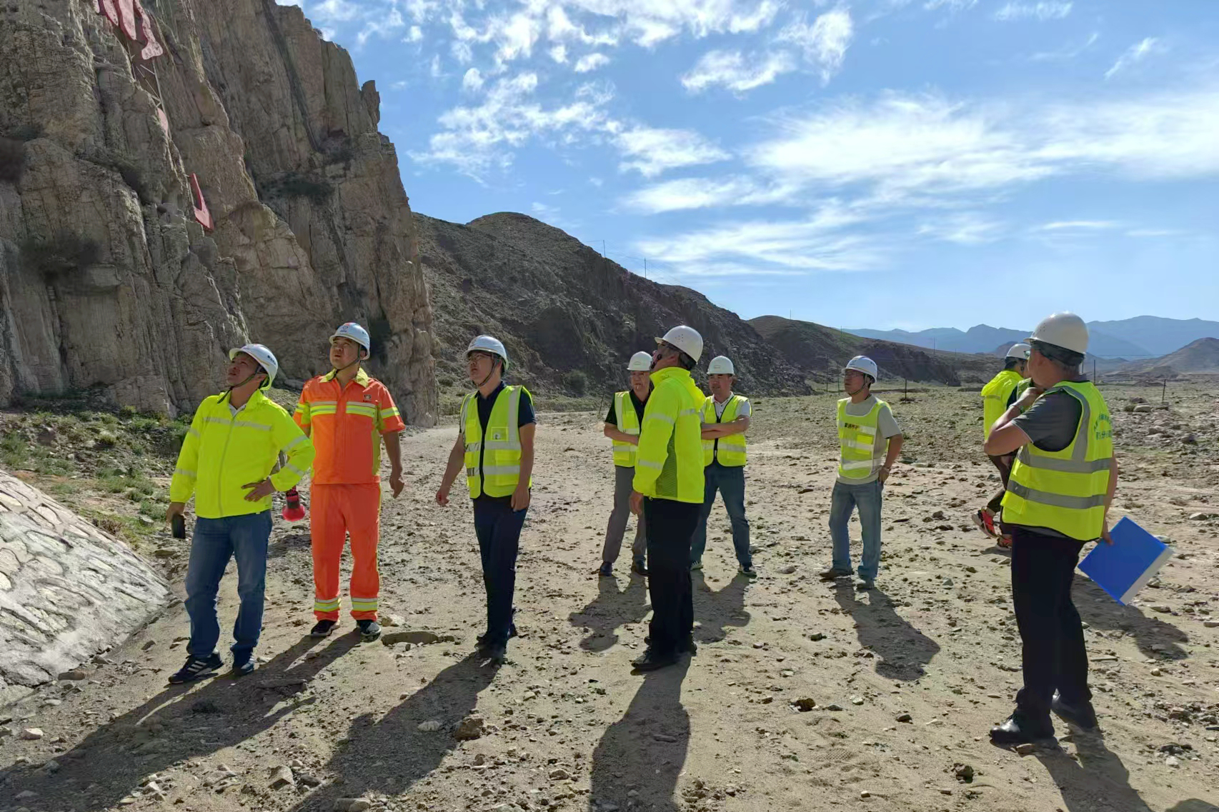 女人与公狍交酡女免费