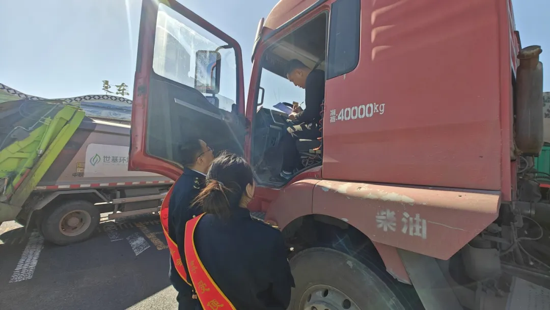 女人与公狍交酡女免费