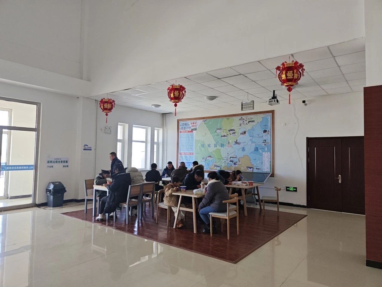 女人与公狍交酡女免费