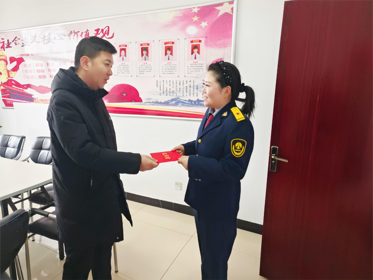 女人与公狍交酡女免费