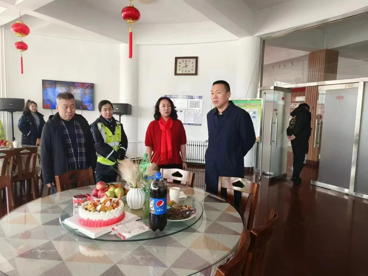 女人与公狍交酡女免费