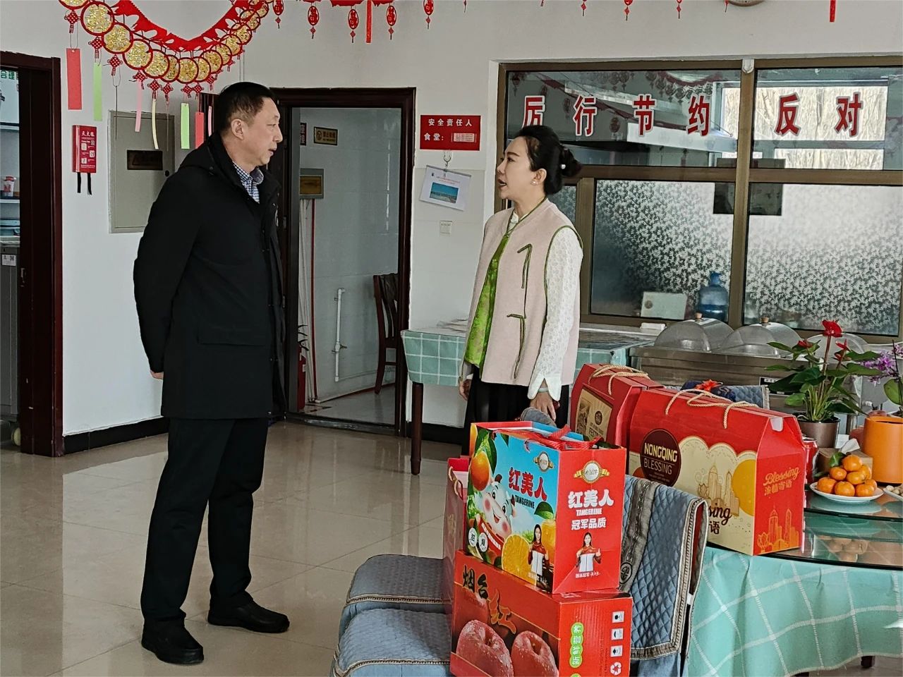 女人与公狍交酡女免费