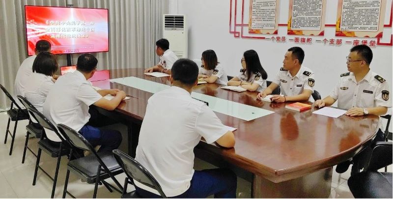 女人与公狍交酡女免费