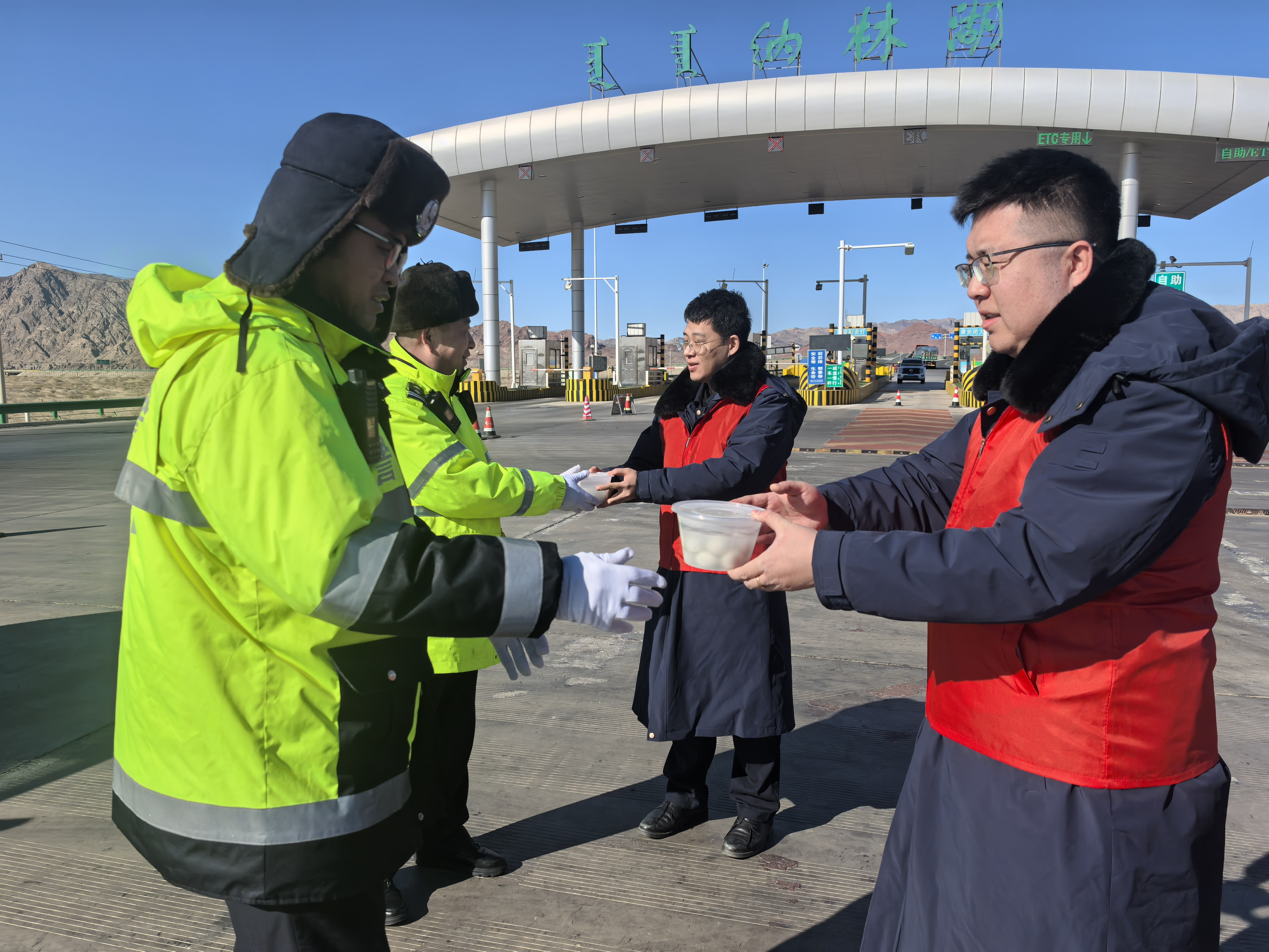 女人与公狍交酡女免费