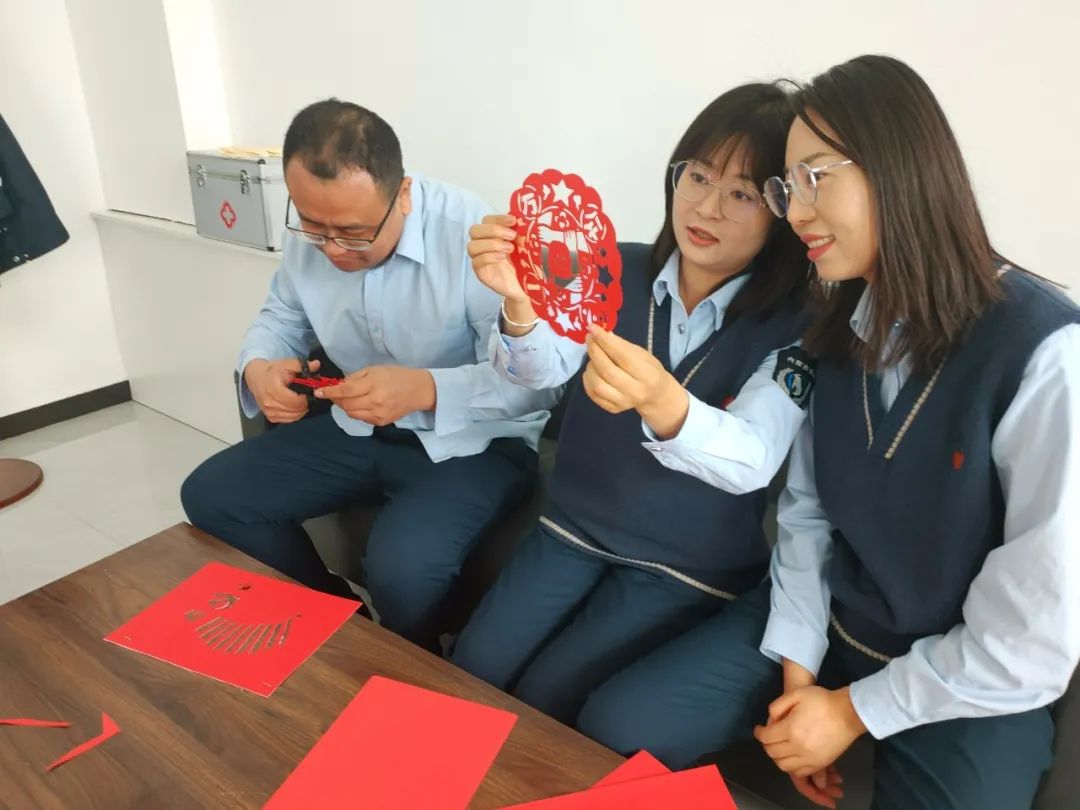 女人与公狍交酡女免费