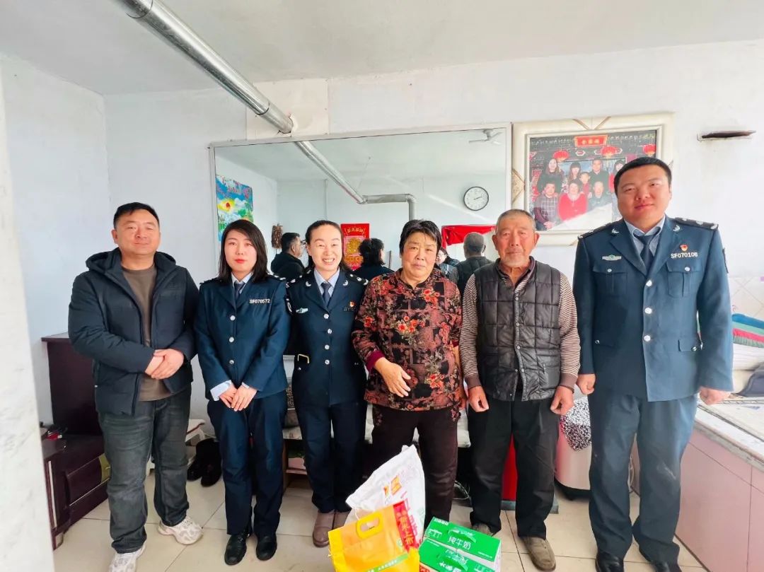 女人与公狍交酡女免费