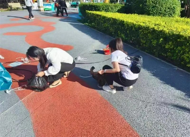 女人与公狍交酡女免费