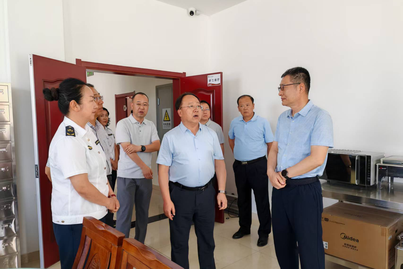 女人与公狍交酡女免费