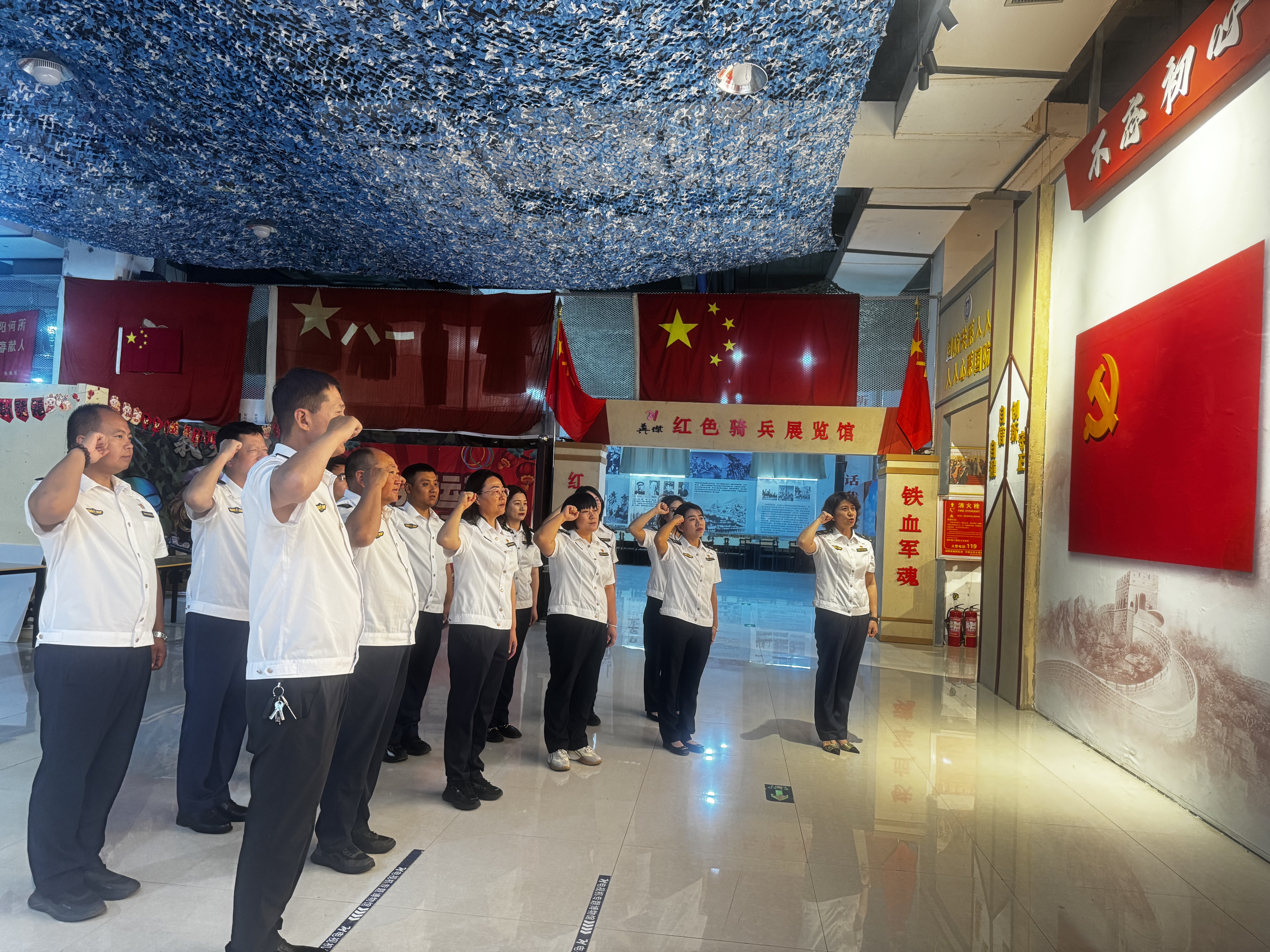 女人与公狍交酡女免费