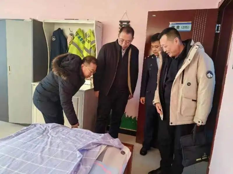 女人与公狍交酡女免费