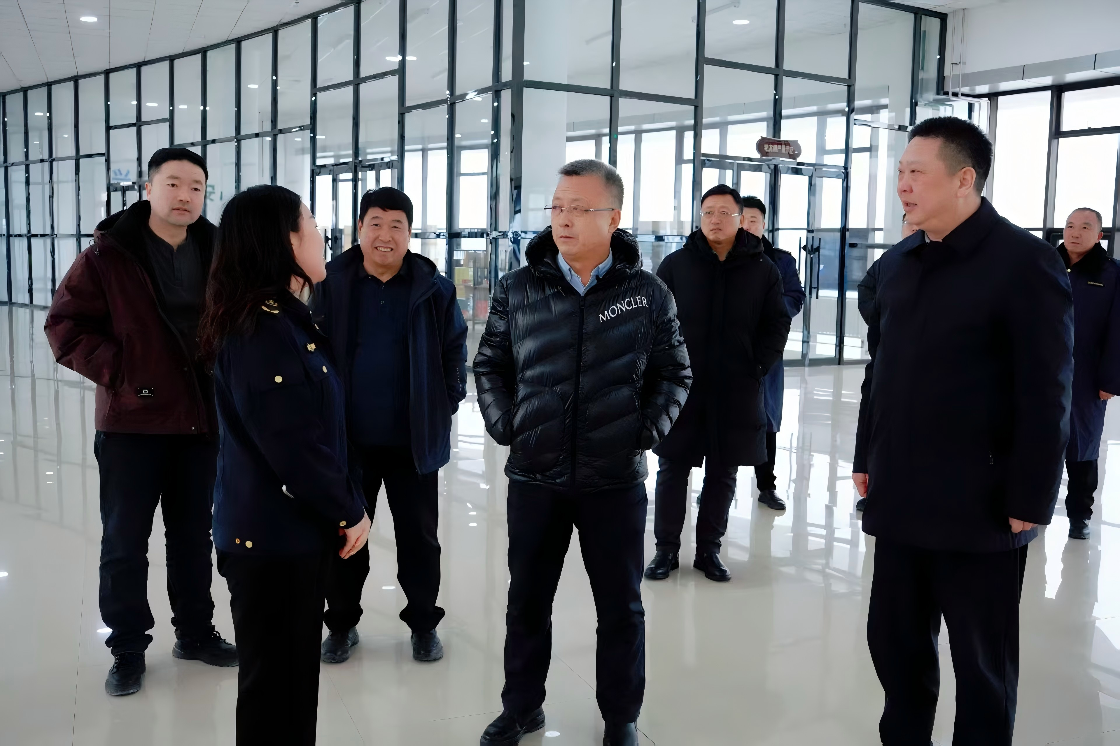 女人与公狍交酡女免费