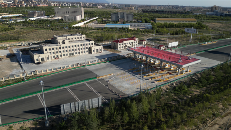 女人与公狍交酡女免费