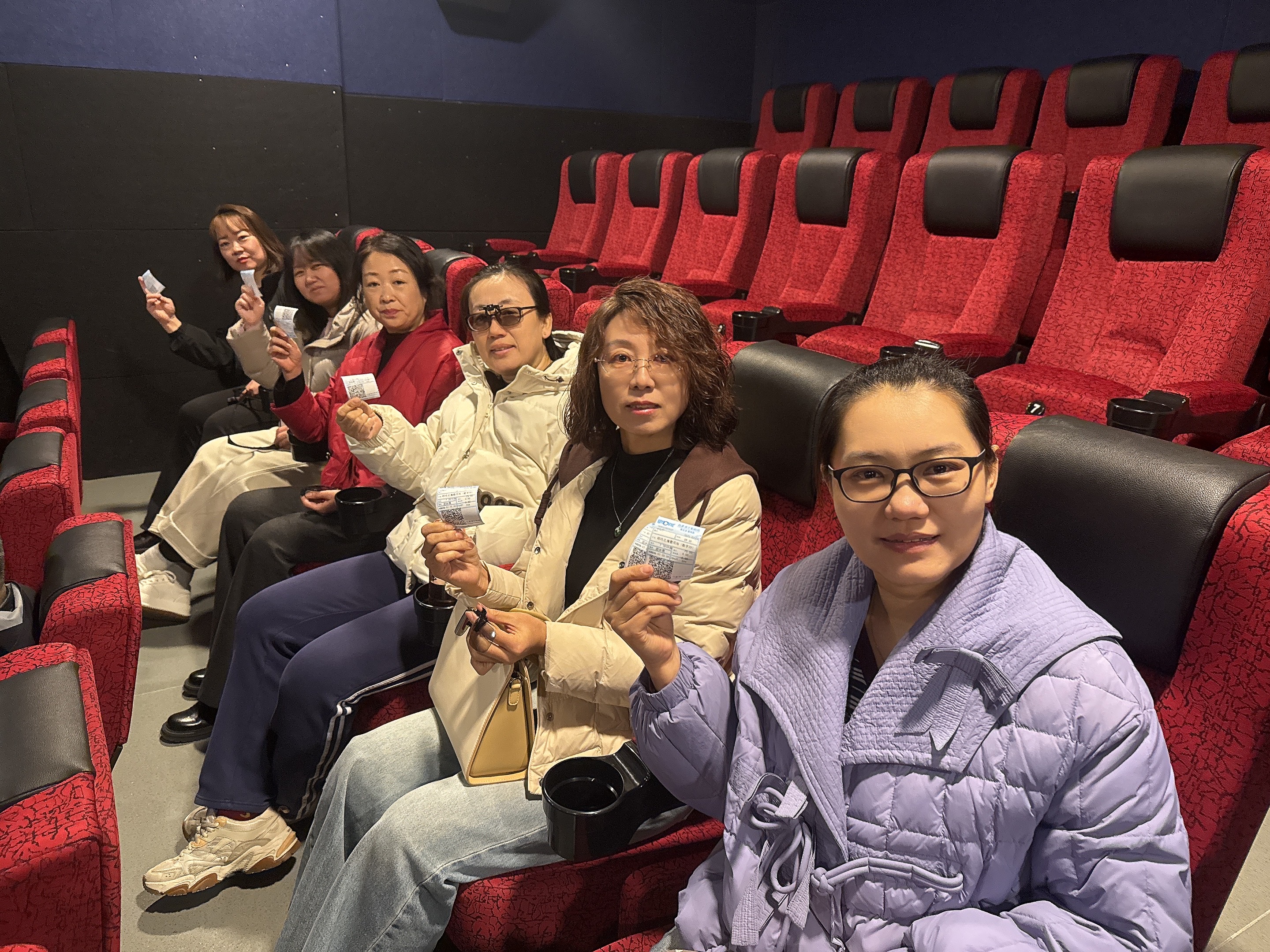 女人与公狍交酡女免费