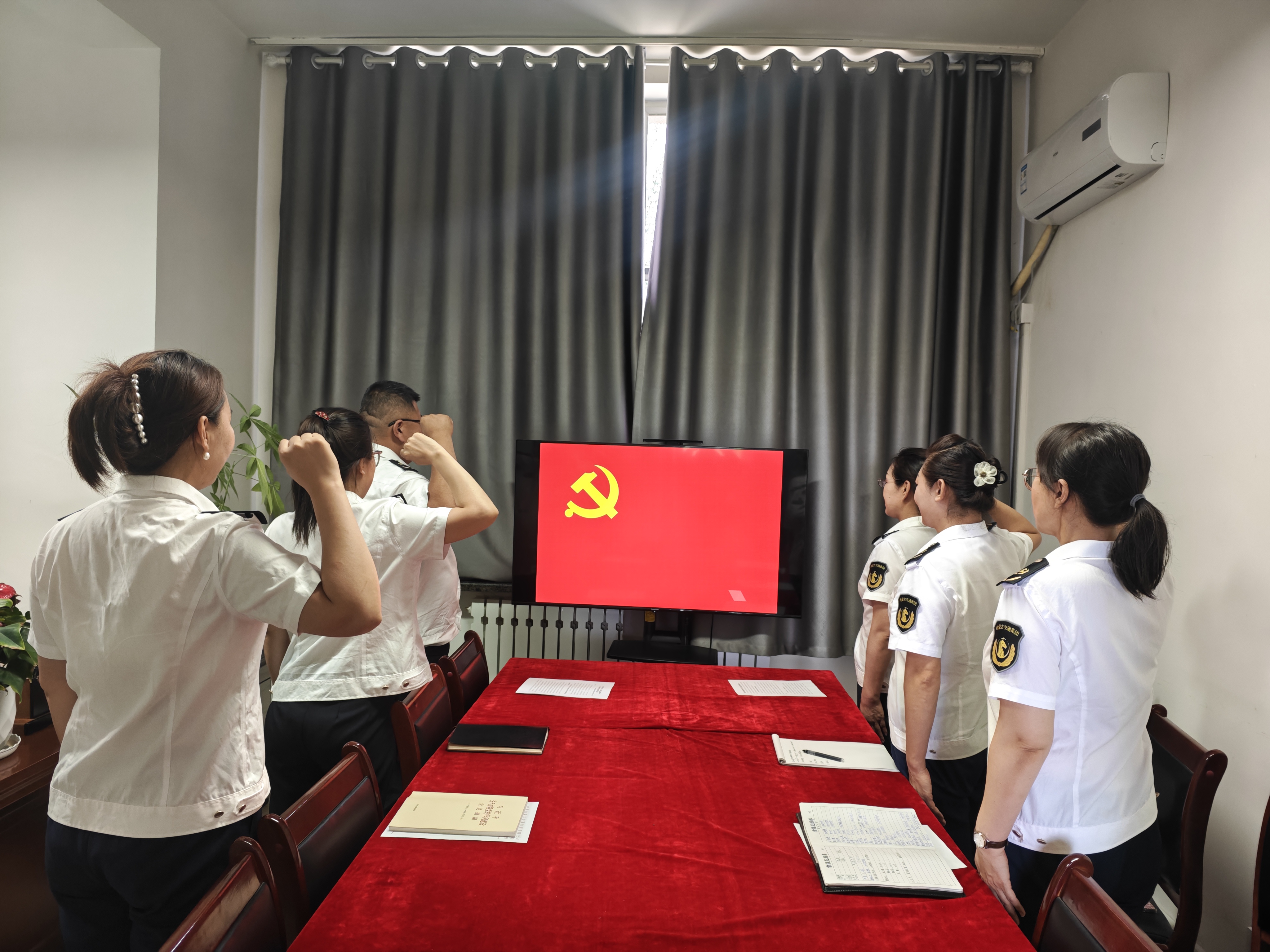 女人与公狍交酡女免费