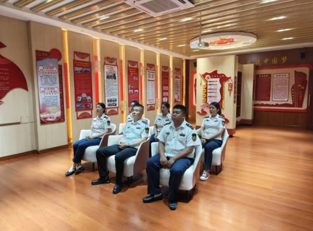 女人与公狍交酡女免费