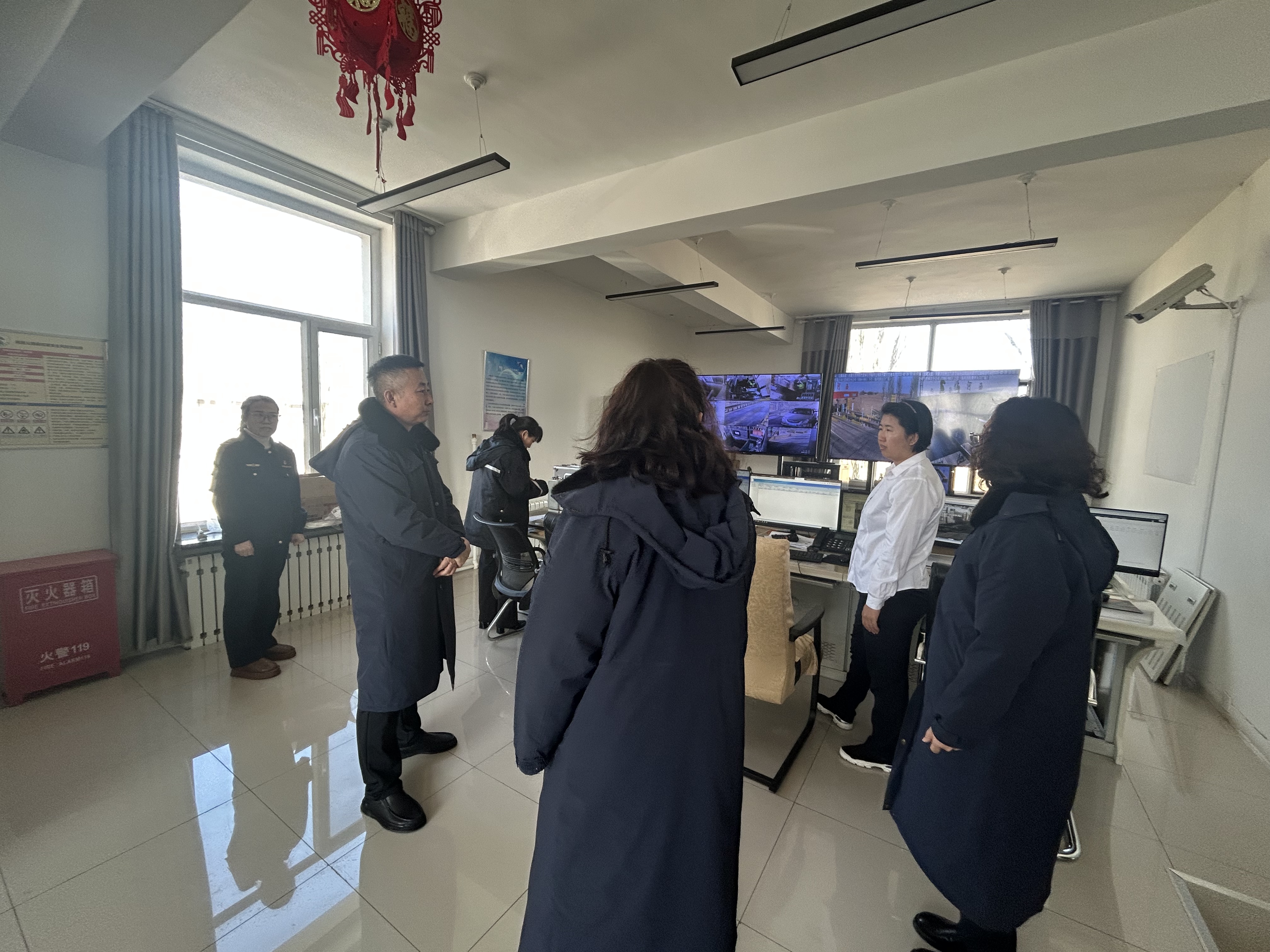 女人与公狍交酡女免费