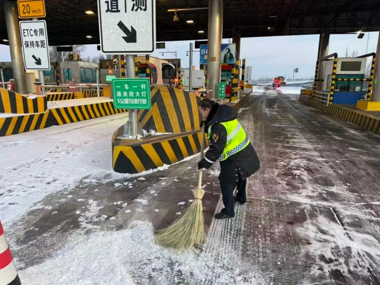 女人与公狍交酡女免费