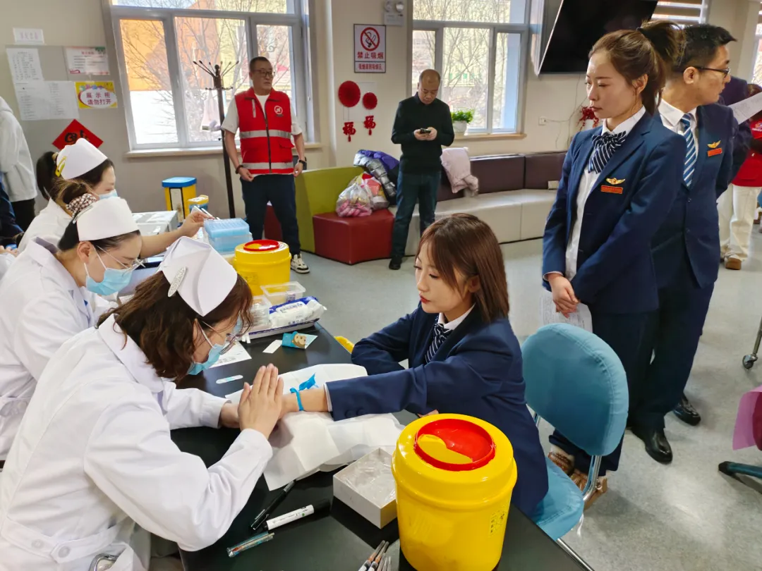 女人与公狍交酡女免费