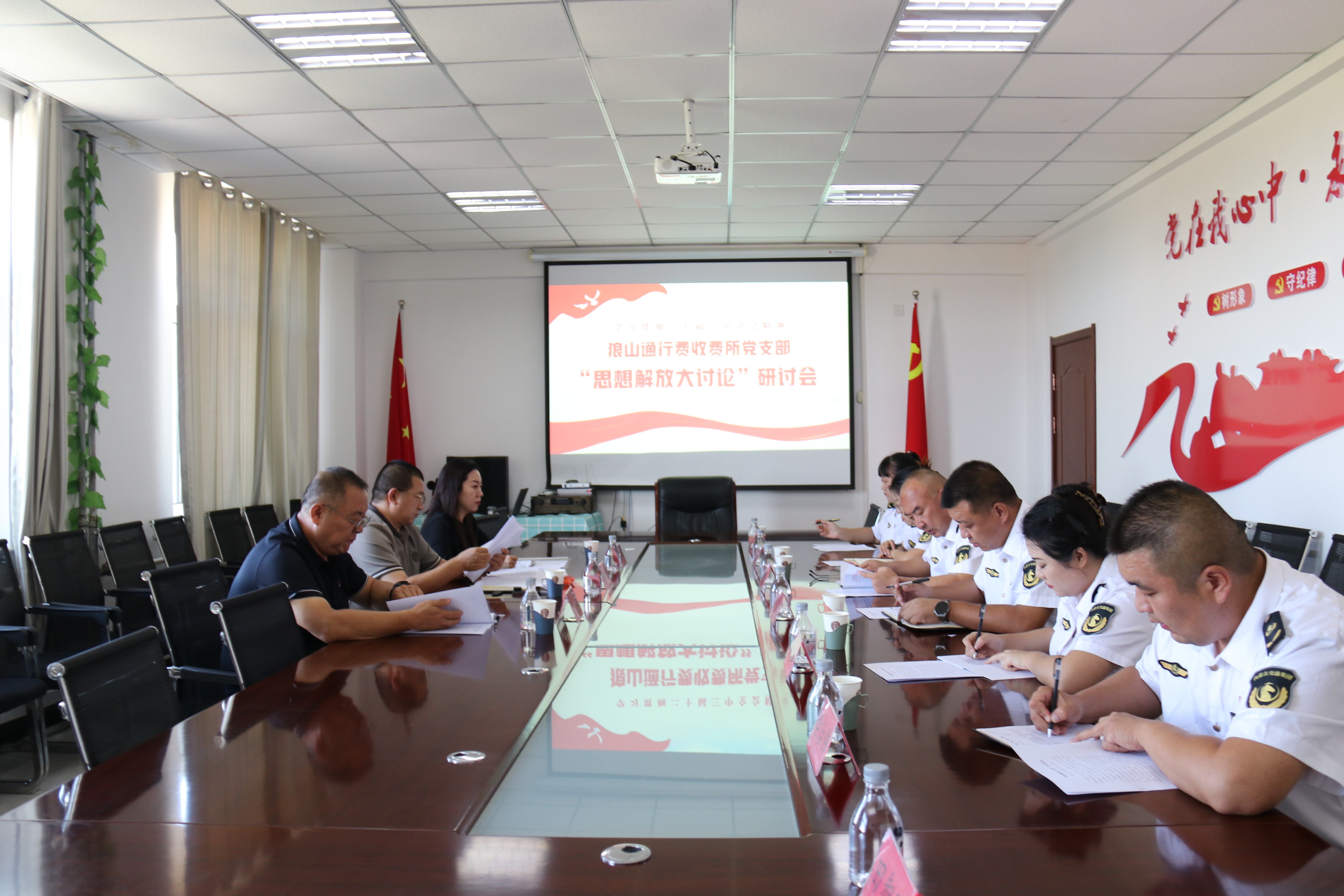 女人与公狍交酡女免费