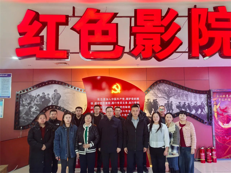 女人与公狍交酡女免费