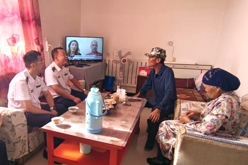 女人与公狍交酡女免费