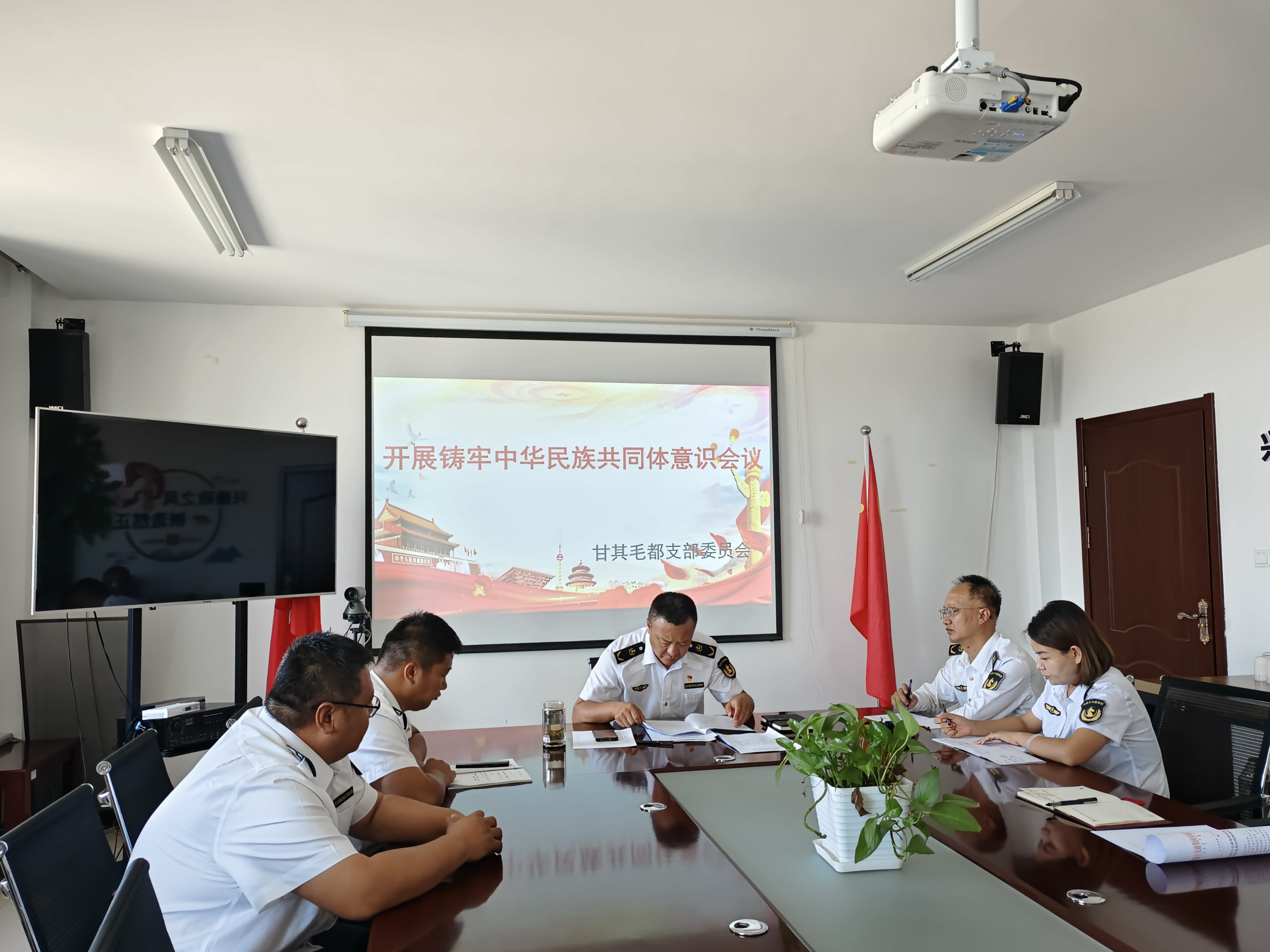 女人与公狍交酡女免费