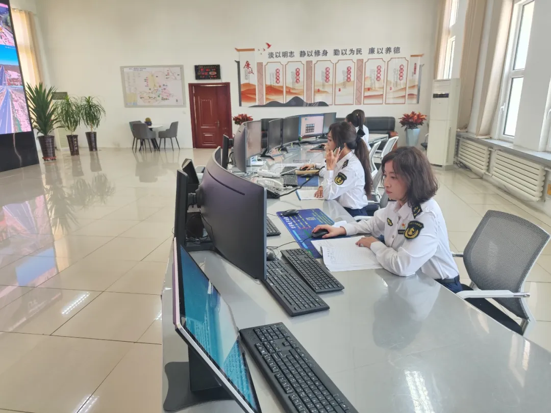 女人与公狍交酡女免费