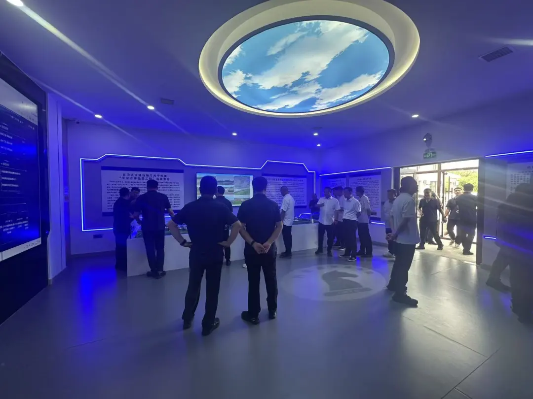 女人与公狍交酡女免费