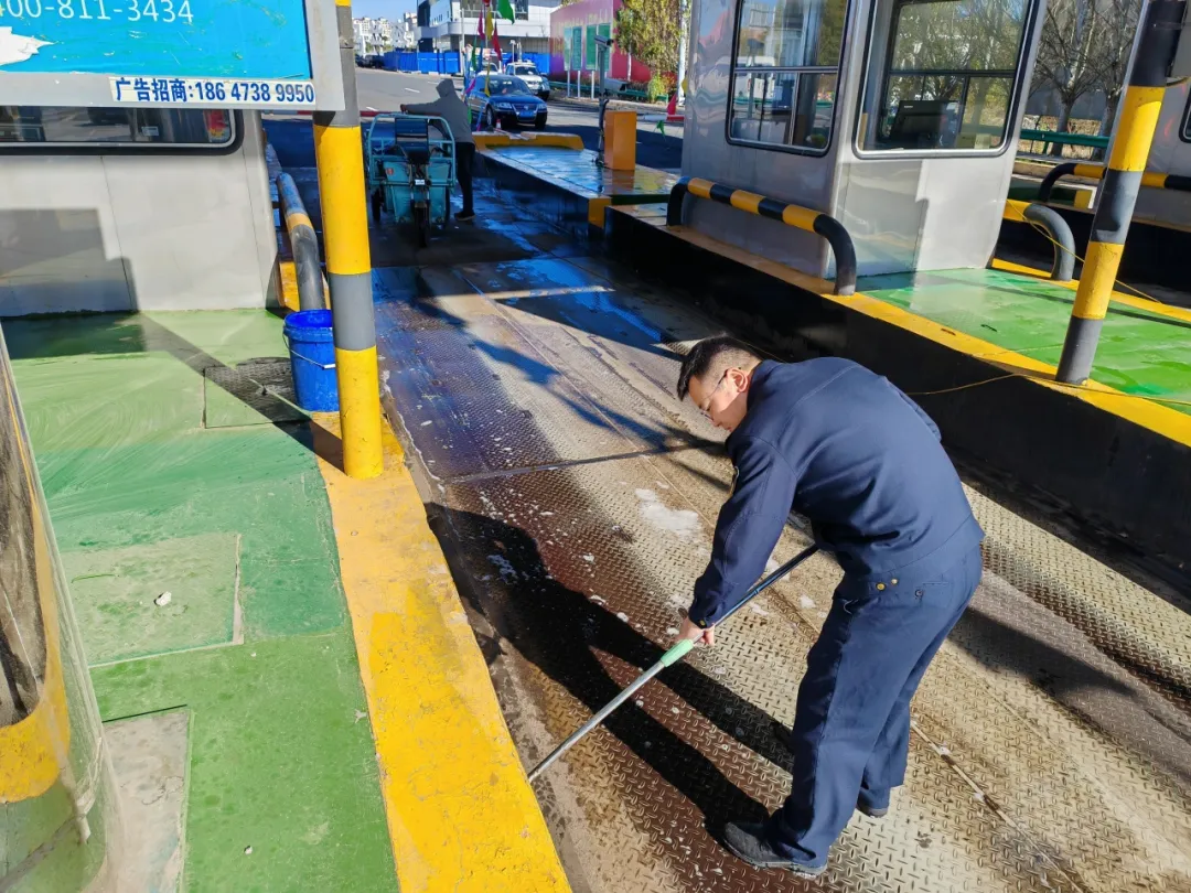 女人与公狍交酡女免费