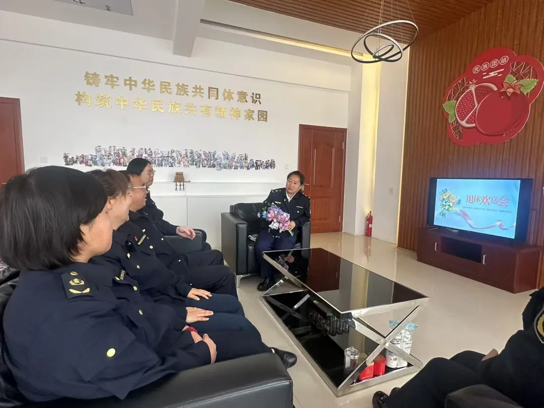 女人与公狍交酡女免费