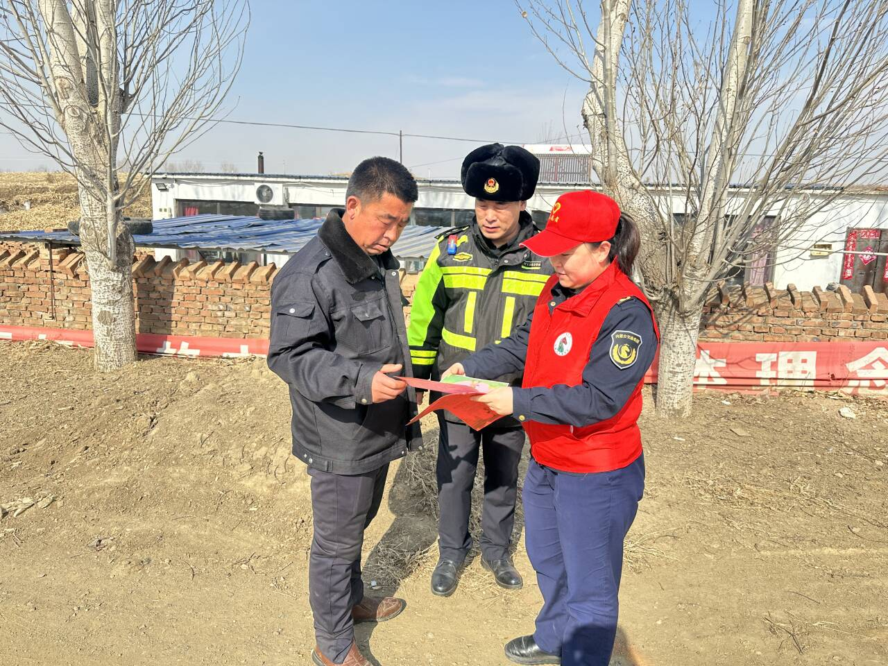 女人与公狍交酡女免费