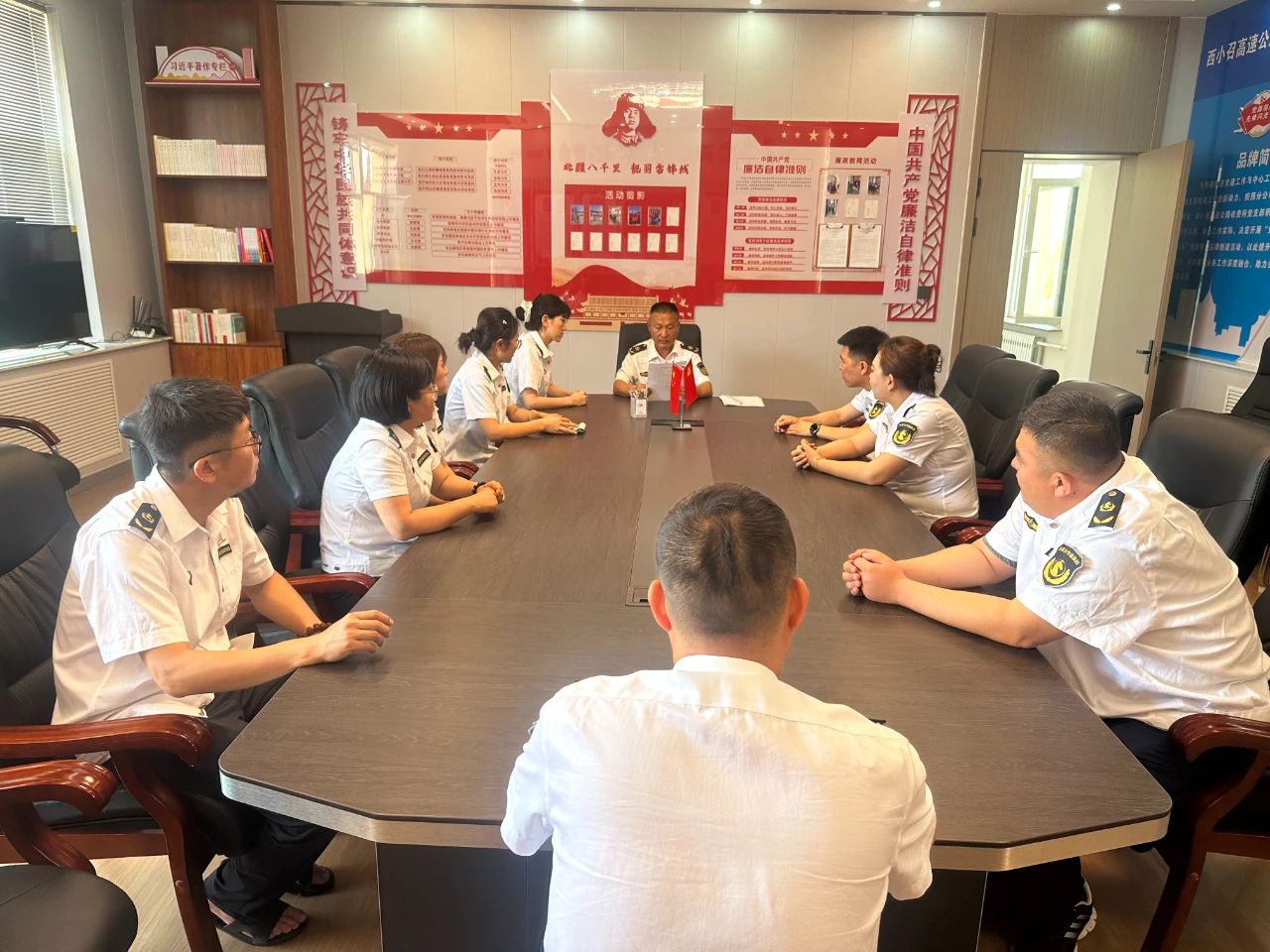 女人与公狍交酡女免费