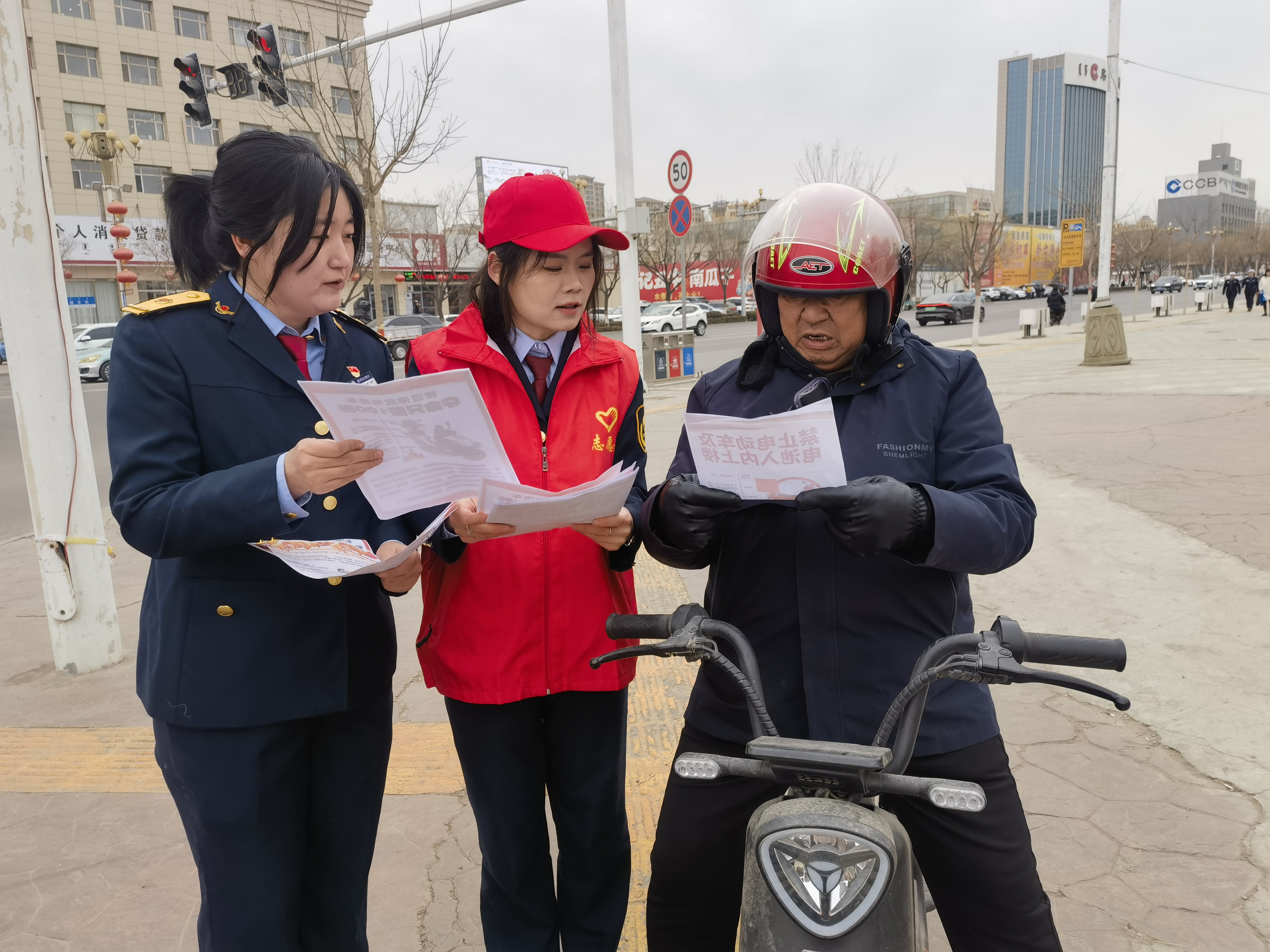 女人与公狍交酡女免费